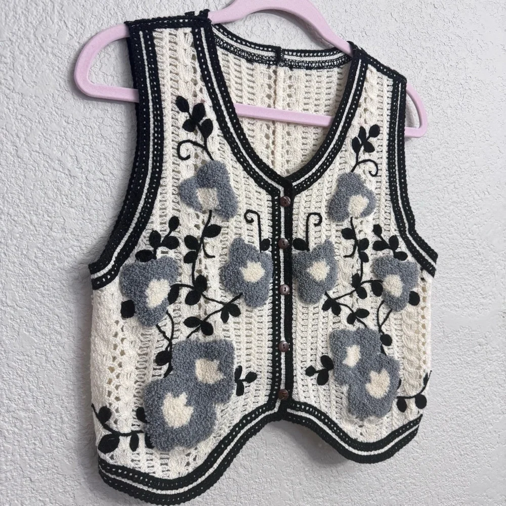 Crochet Floral Vest | Cottagecore Granny Core Sweater Vest